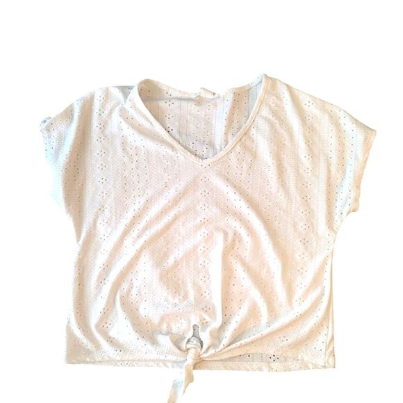 Caution To The Wind Tops - 🛍️White Boho Tee Size Medium